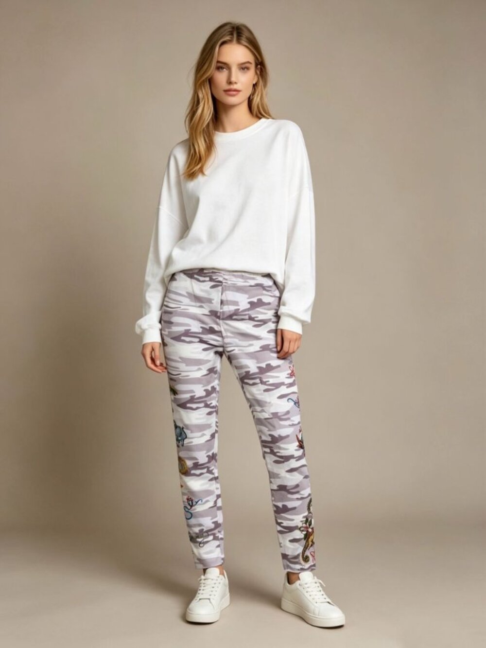 NWOT Johnny Was Zoe Mauve Camo Embroidered Legging Pants Grey White Sz S